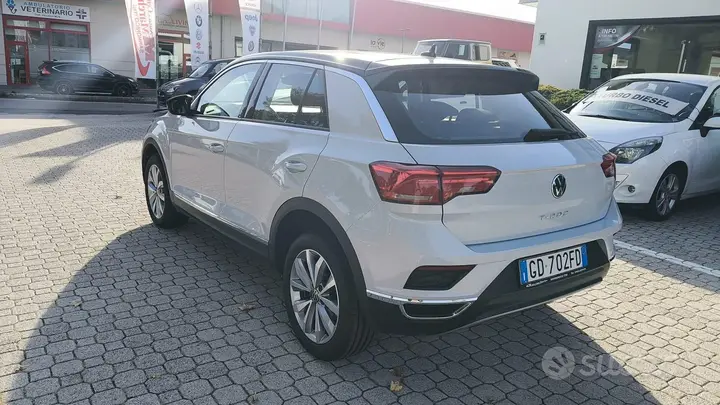 Volkswagen T-Roc 2021 photo 4