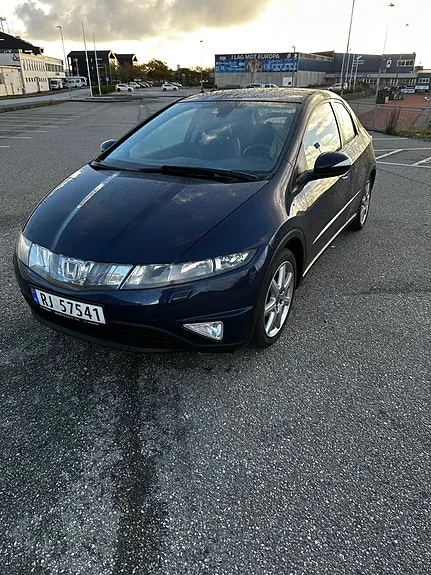 Honda Civic 2006 photo 2