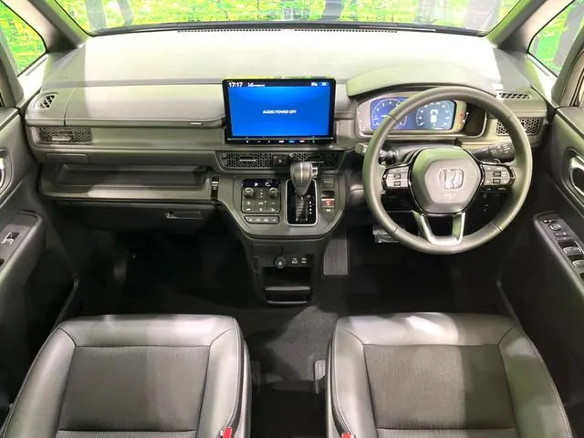 Honda Step Wagon 2026 photo 3