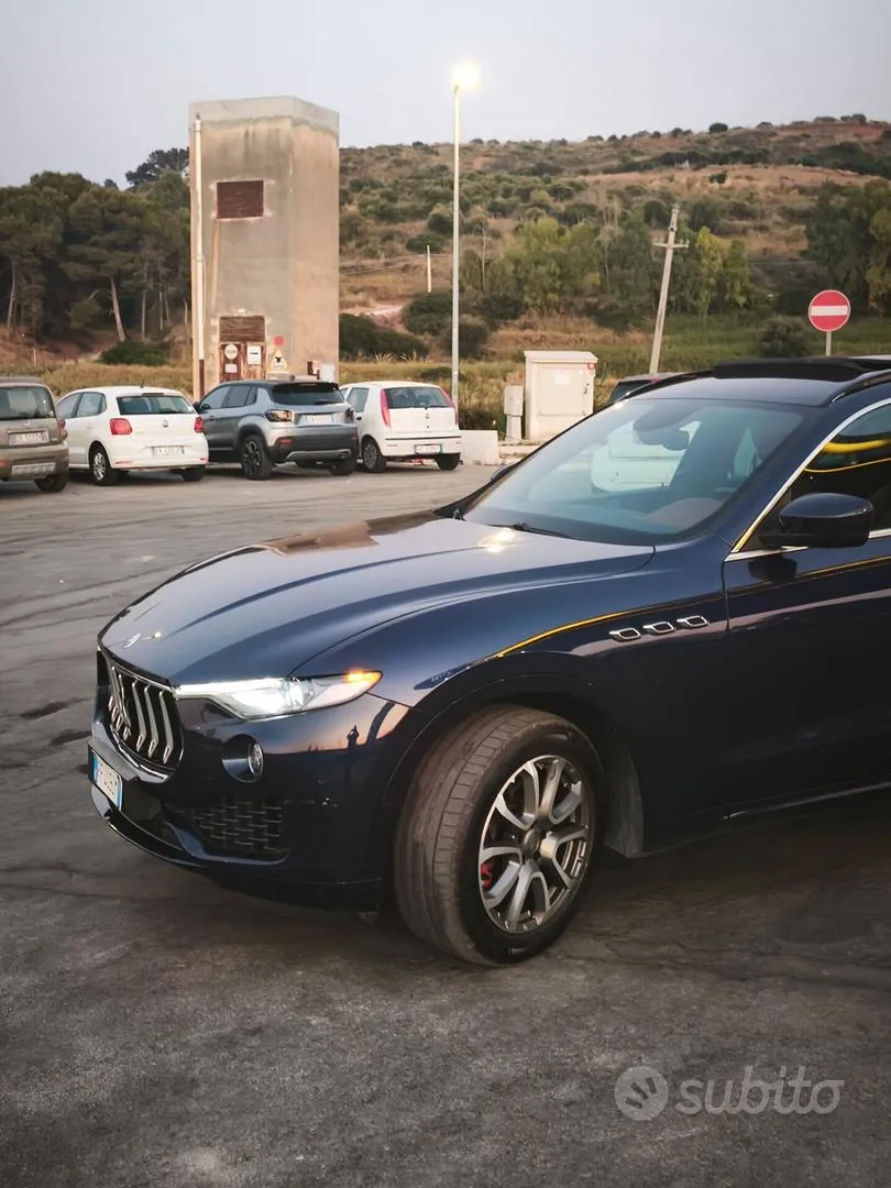 Maserati Levante 2016 photo 2