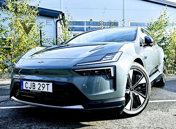 Polestar 4 2026 photo 2