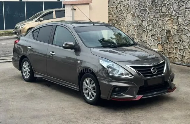 Nissan Almera