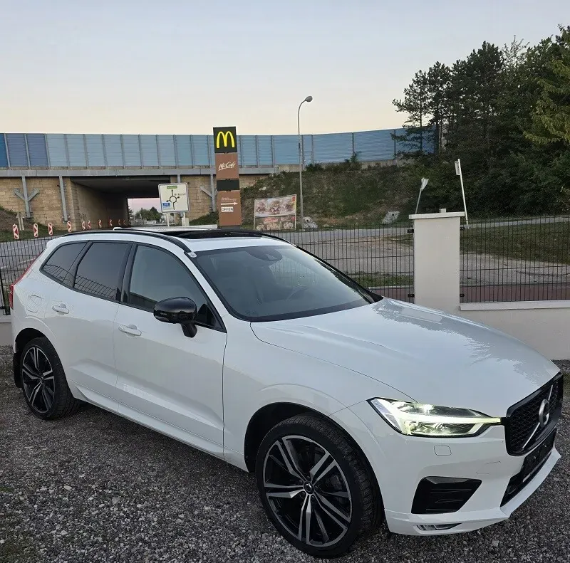 Volvo Xc60 2020 photo 2