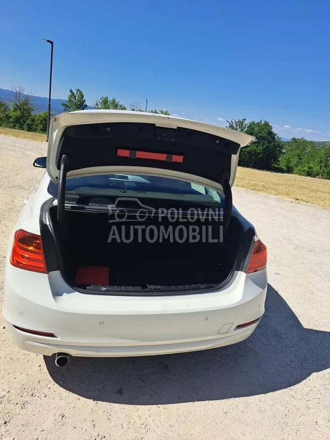 BMW 320D 2012 photo 5