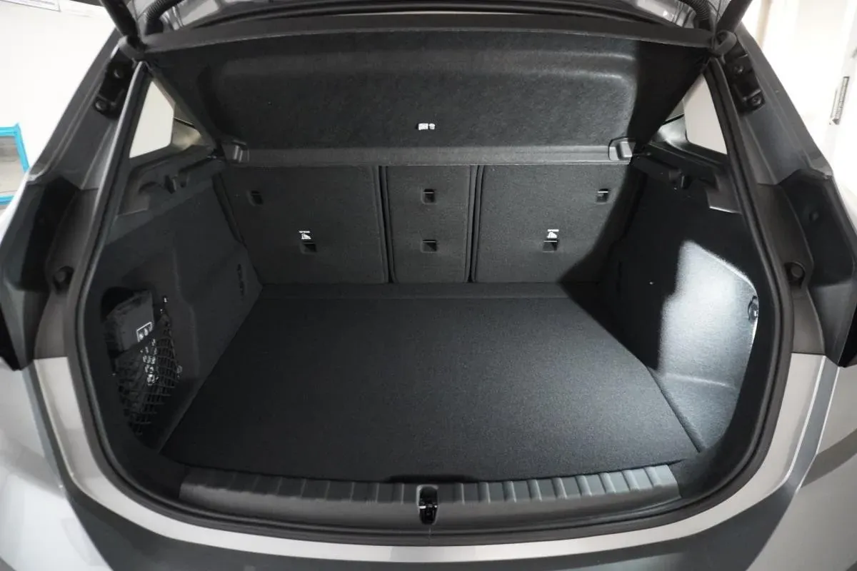 BMW 2 Series 2025 photo 3