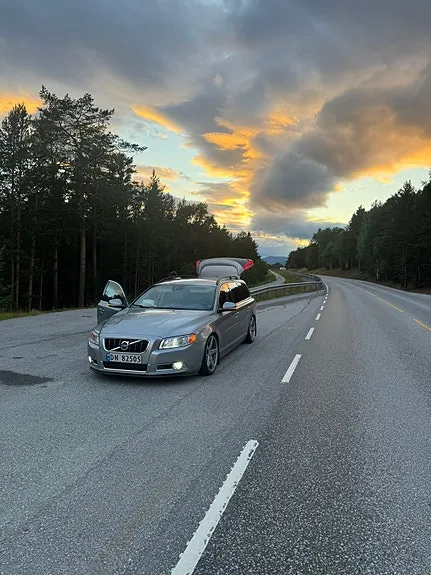 Volvo V70 2012 photo 5
