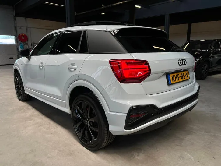 Audi Q2 2021 photo 3