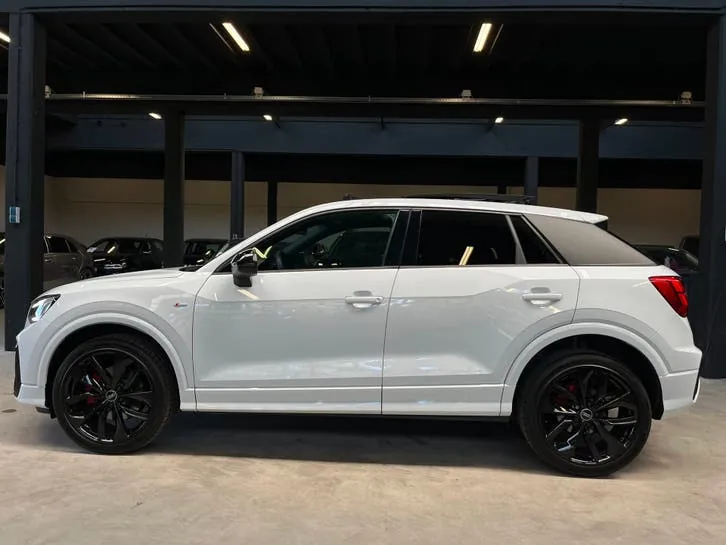Audi Q2 2021 photo 2