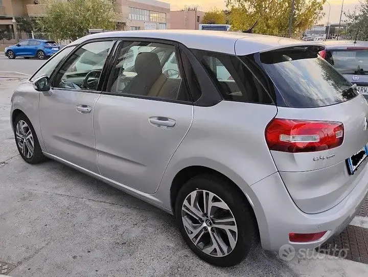 Citroen C4 Picasso 2016 photo 2