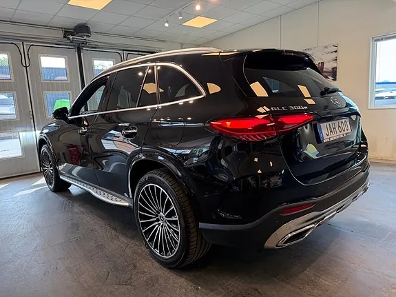 Mercedes-Benz Glc300 E 2023 photo 3