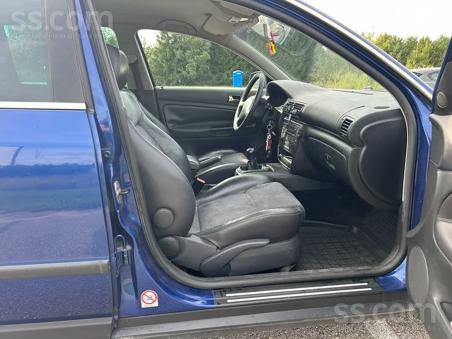 Volkswagen Passat 2003 photo 4