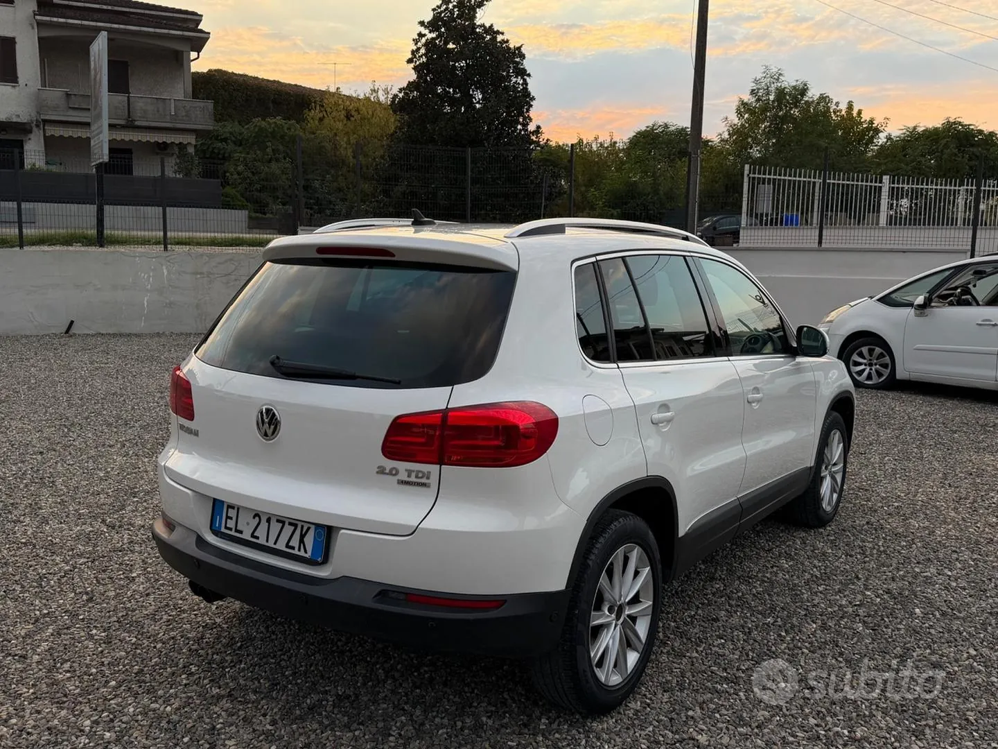Volkswagen Tiguan 2012 photo 5