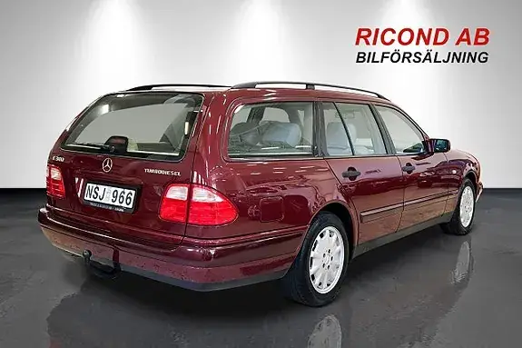 Mercedes-Benz E 300 1999 photo 3