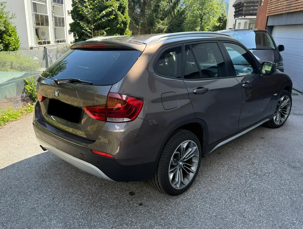 BMW X1 2012 photo 3