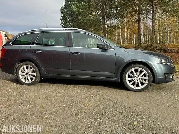 Skoda Octavia 2015 photo 4