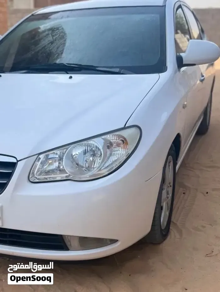 Hyundai Avante 2008 photo 2