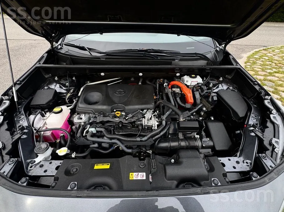 Toyota Rav4 2021 photo 2