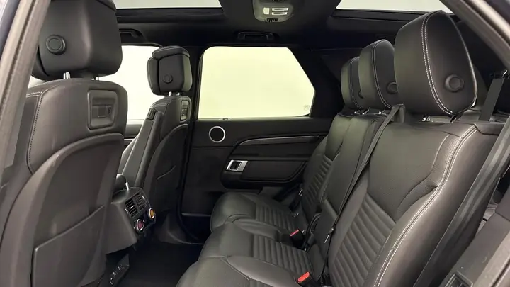 Land Rover Discovery 2024 photo 4