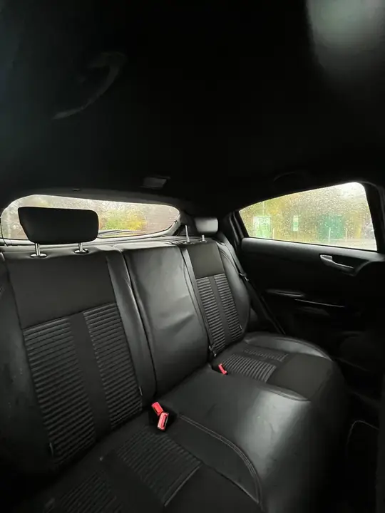 Alfa Romeo Giulietta 2011 photo 4