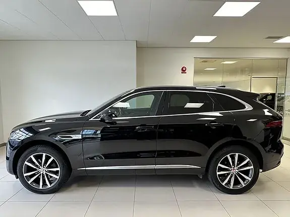 Jaguar F-Pace 2021 photo 2