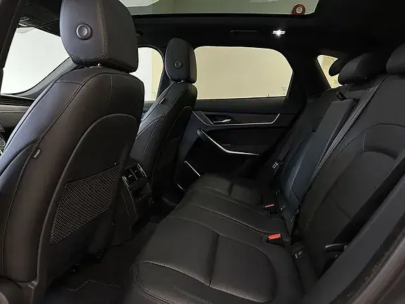 Jaguar F-Pace 2021 photo 5
