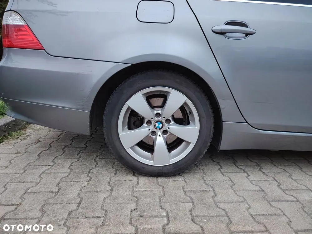 BMW Seria 5 2009 photo 3