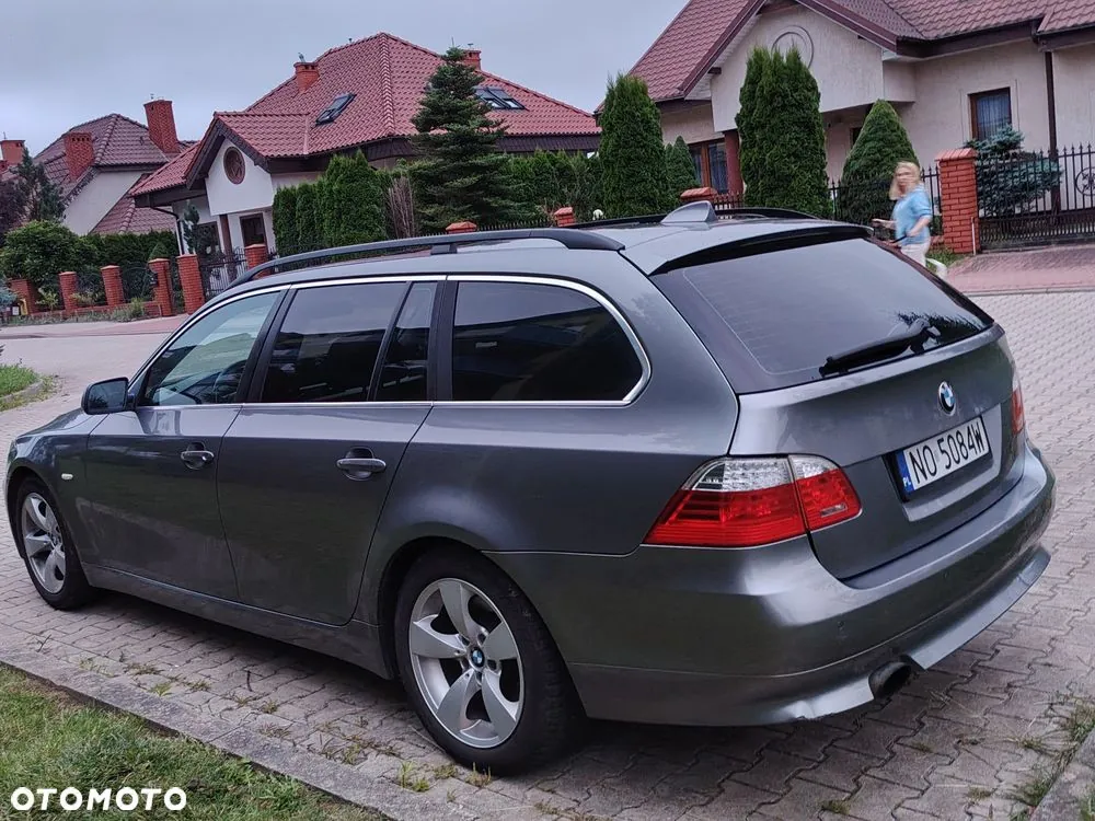 BMW Seria 5 2009 photo 2