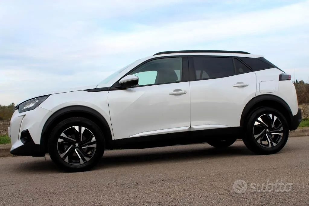 Peugeot 2008 2021 photo 2