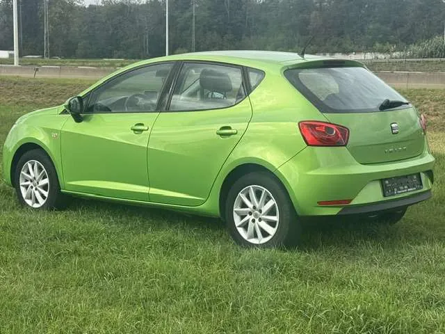 Seat Ibiza 2012 photo 3