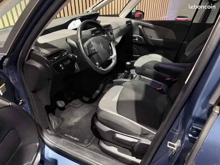 Citroen C4 Picasso 2013 photo 3