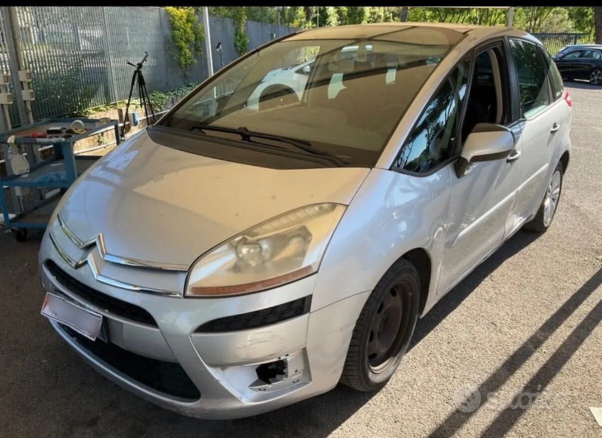 Citroen C4 Picasso 2007 photo 2