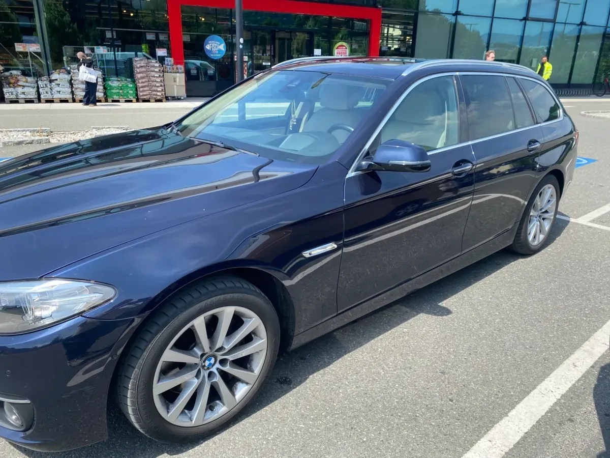 BMW 5 Series 2016 photo 2