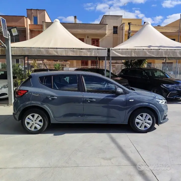 Dacia Sandero 2023 photo 2