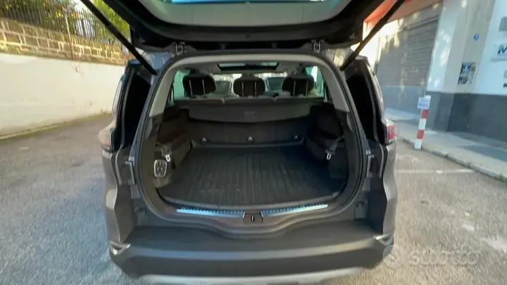 Renault Espace 2016 photo 3