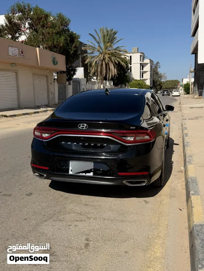 Hyundai Azera