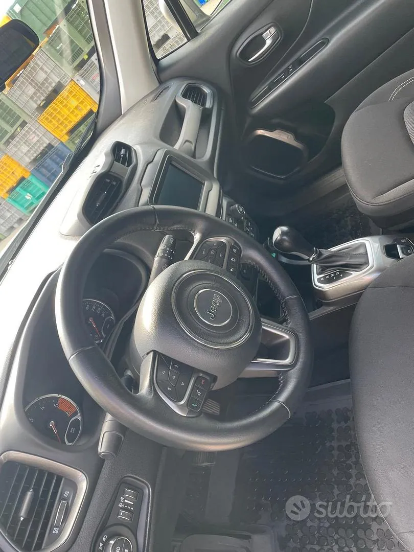 Jeep Renegade 2019 photo 3
