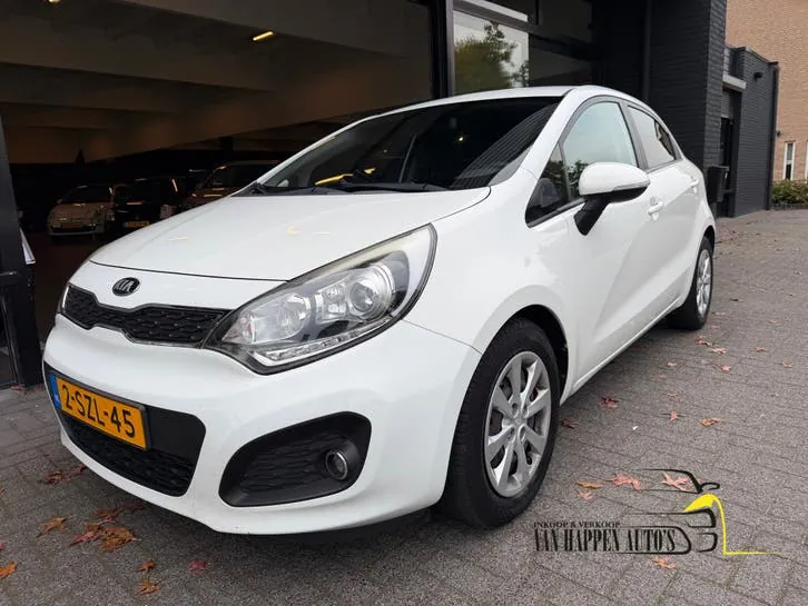 Kia Rio 2014 photo 2