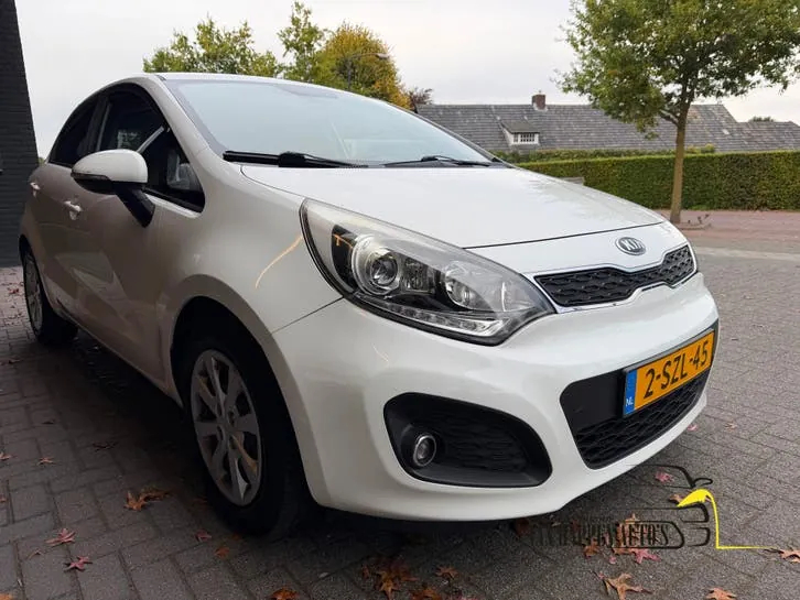Kia Rio 2014 photo 3