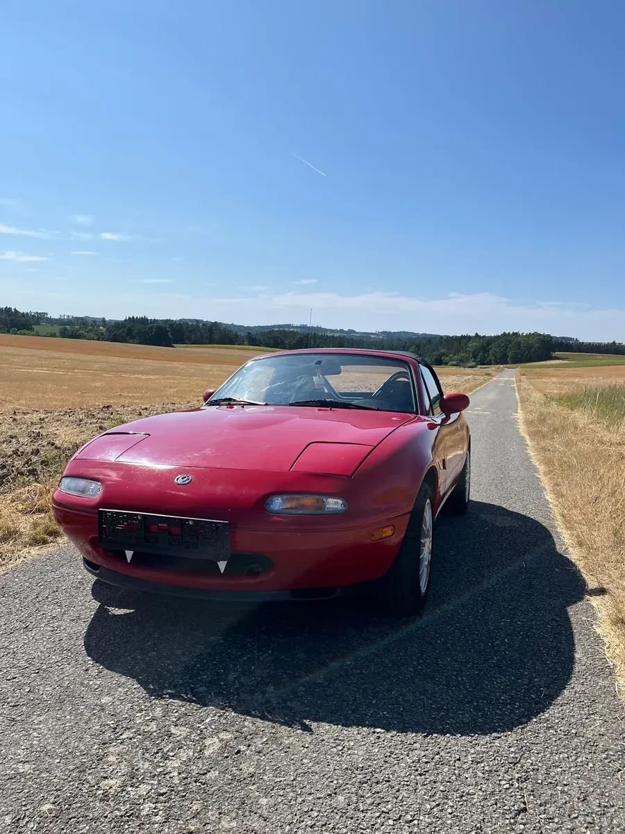 Mazda Mx-5 1996 photo 2