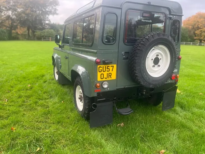 Land Rover Defender 90 2007 photo 4
