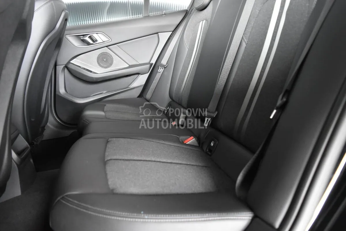 BMW 116 I At Sport 2023 photo 4