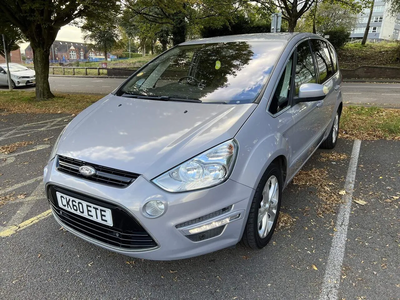 Ford S-Max 2010 photo 3