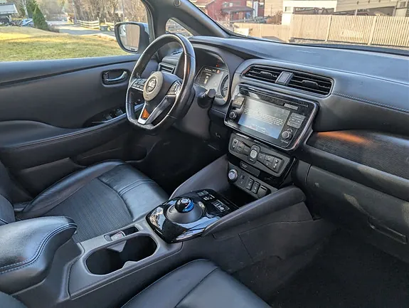 Nissan Leaf 2018 photo 3