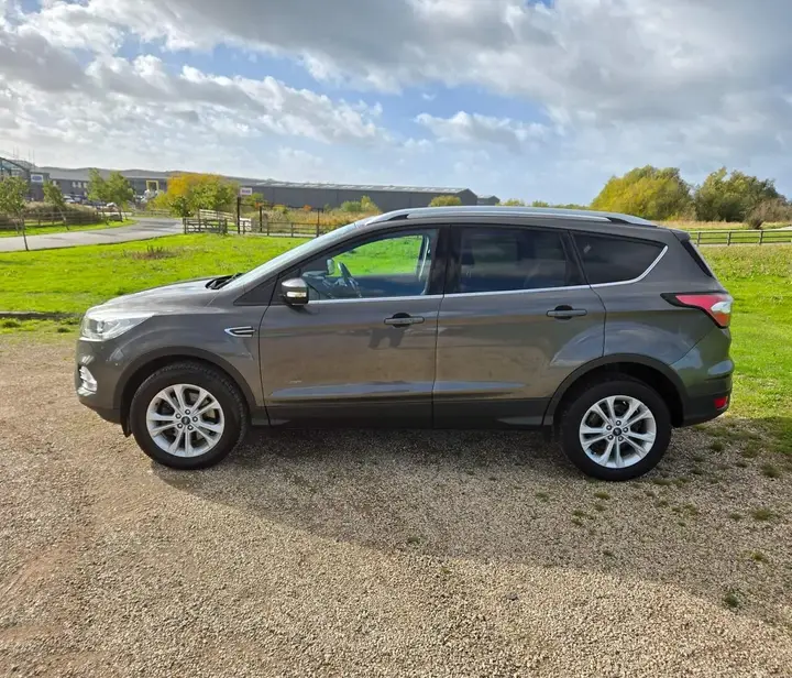 Ford Kuga 2017 photo 2
