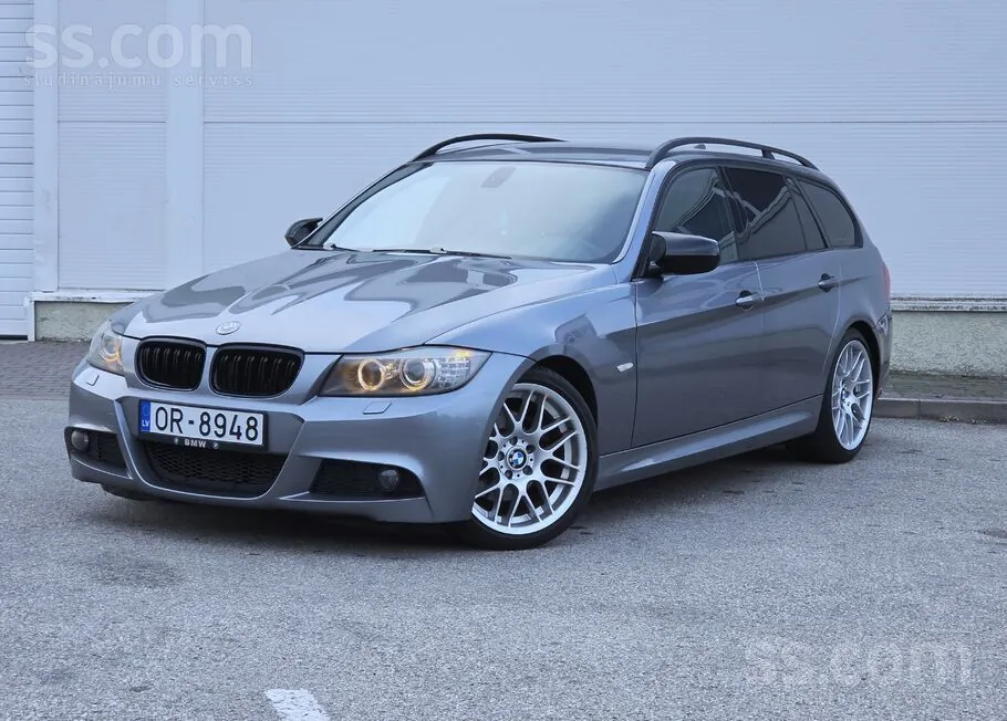 BMW 320D 2009 photo 2