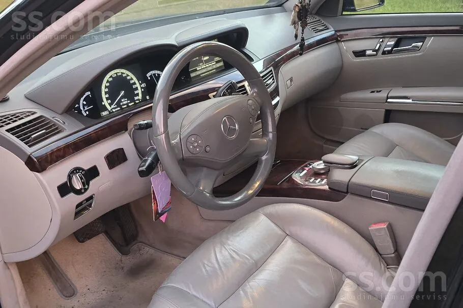 Mercedes-Benz S350