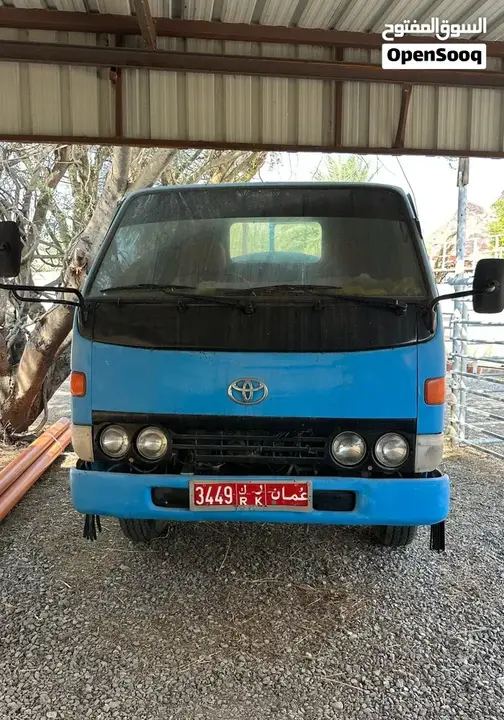 Toyota Dyna 1999 photo 2