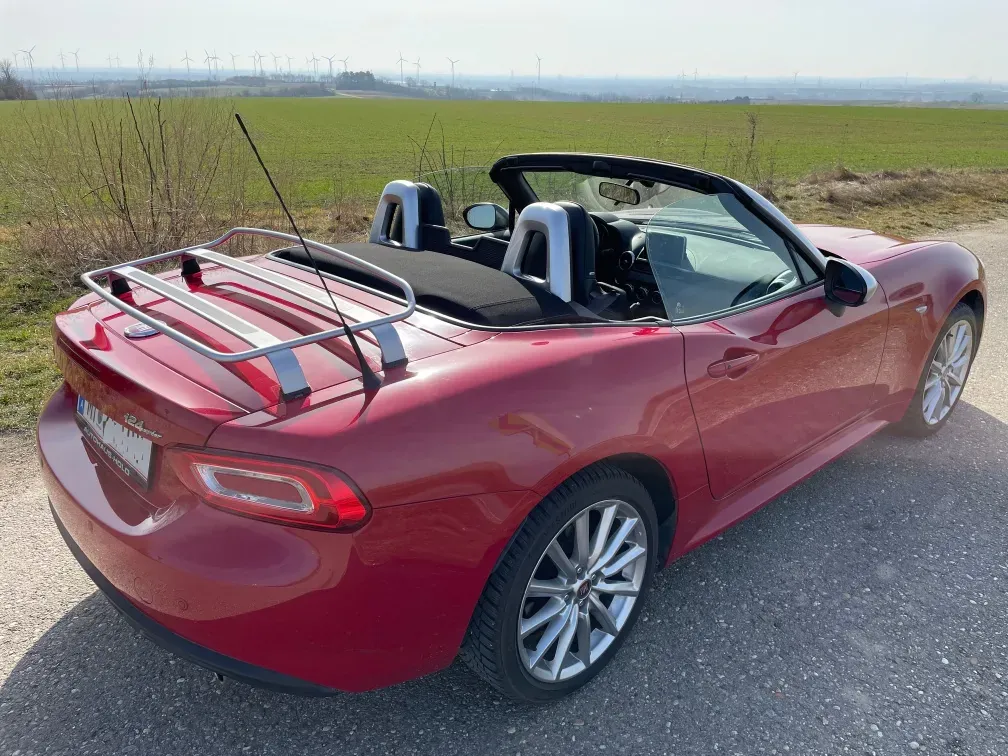 Fiat 124 Spider 2019 photo 2