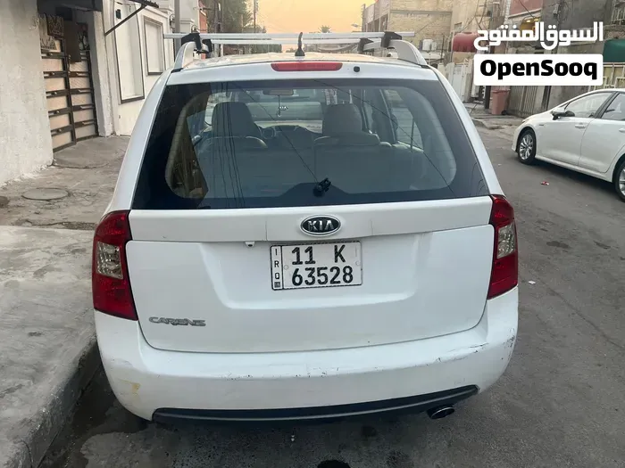 Kia Carens 2012 photo 2