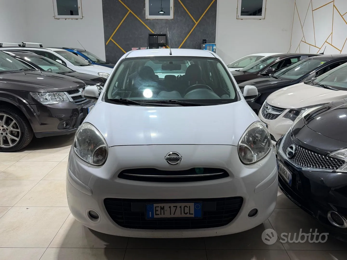 Nissan Micra 2012 photo 5